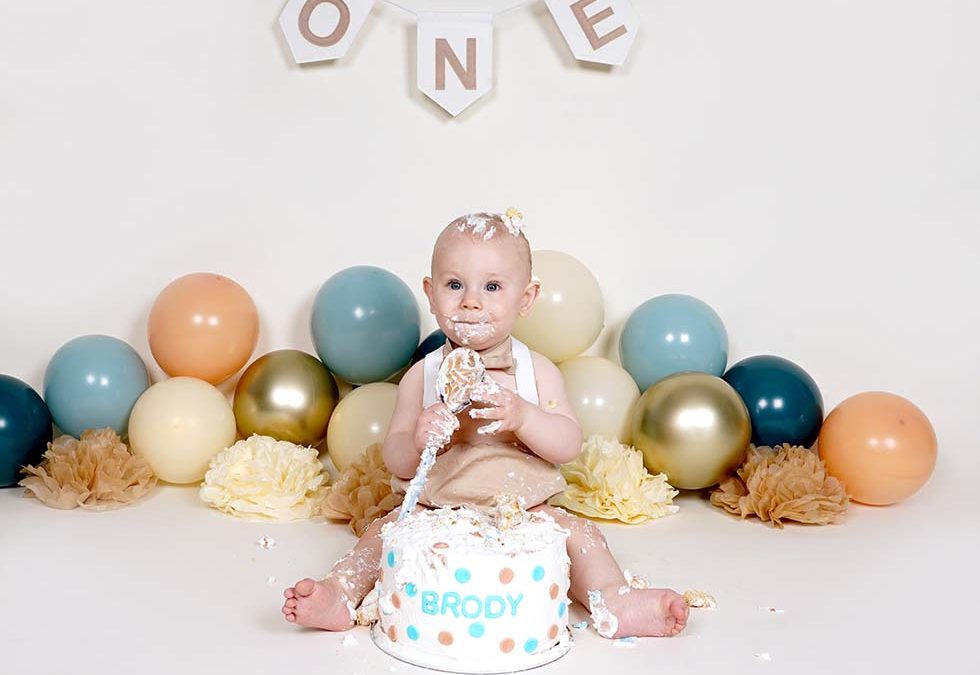 1st Birthday Cake Smashing