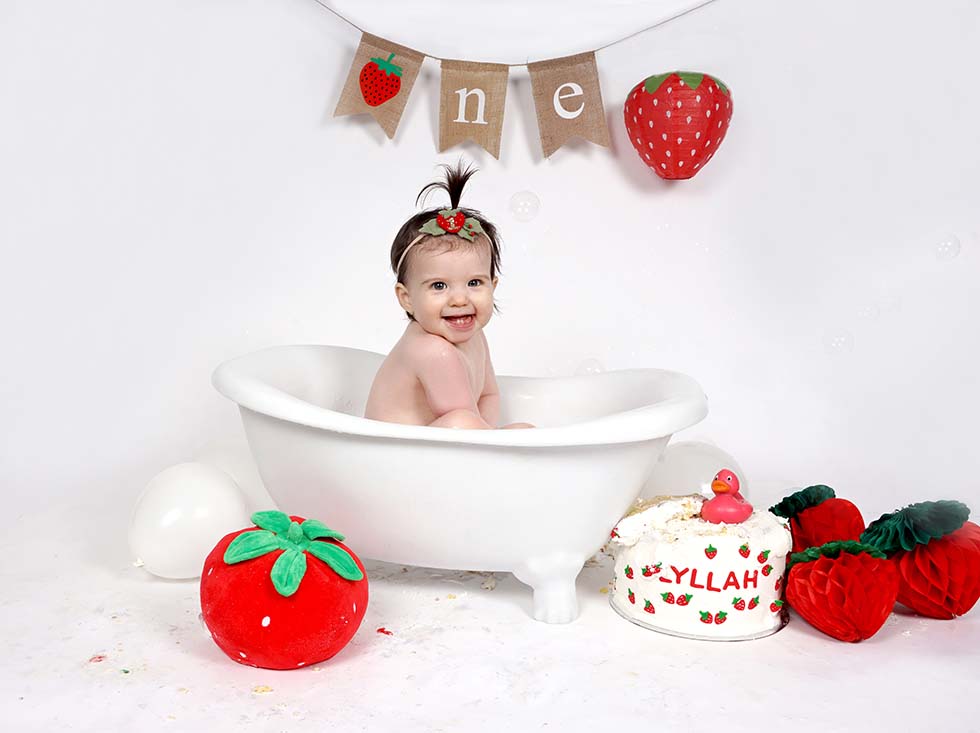 cake smash, cake smashing, 1st birthday, cake smash photoshoot, photo shoot